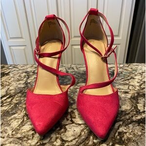 Women’s Kelly & Katie High Heel Shoes. Color Hot Pink. Size 9.